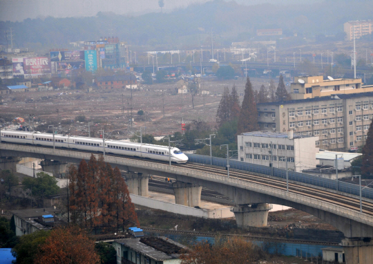 #CHINA-NANJING-ANQING HIGH-SPEED RAILWAY-OPERATION(CN)