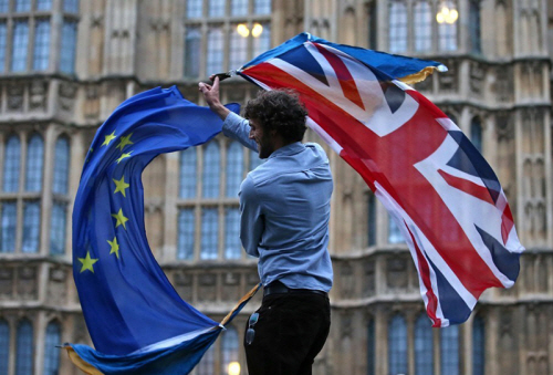 EU 브렉시트 비준시한 4월30일로 연기…英