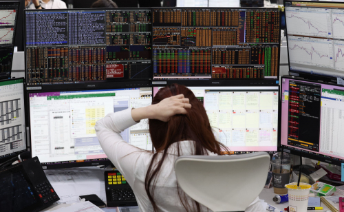 금리 인상기 증시 떠나는 개미들…예탁금 2년만에 최저