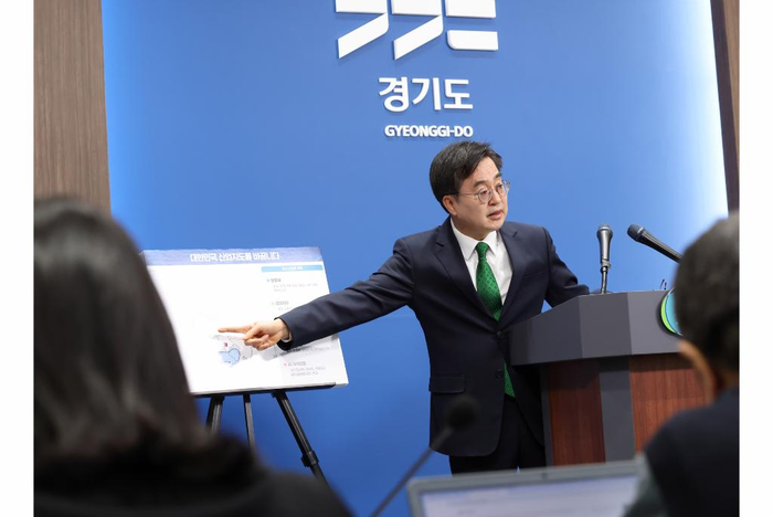 김동연