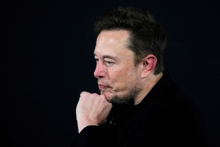 FILES-US-TECHNOLOGY-TWITTER-MUSK