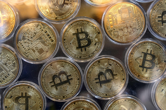 FILES-BRITAIN-ECONOMY-MARKET-BITCOIN