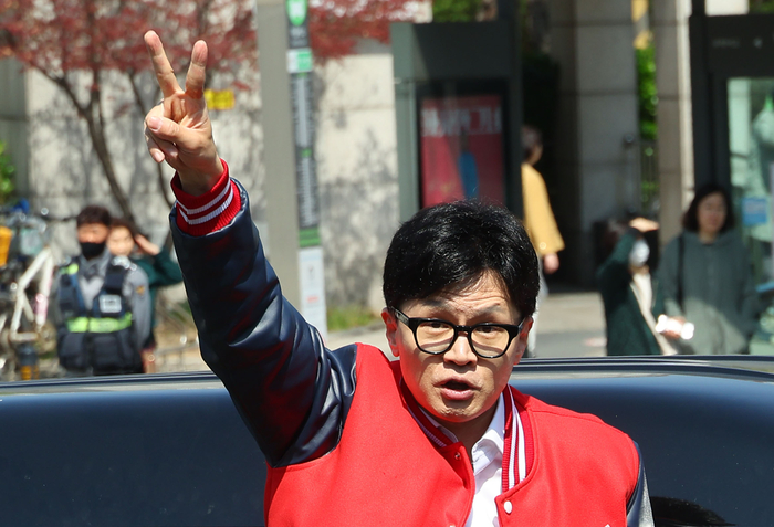 '우리는 2번'