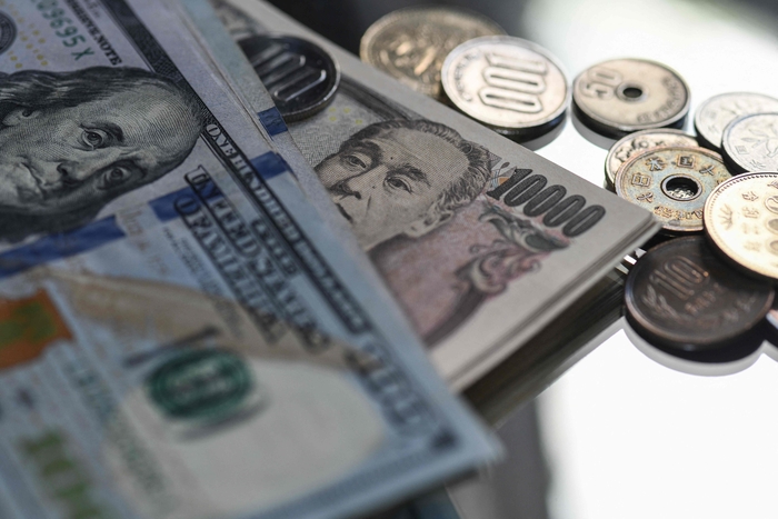 JAPAN-FOREX-CURRENCY