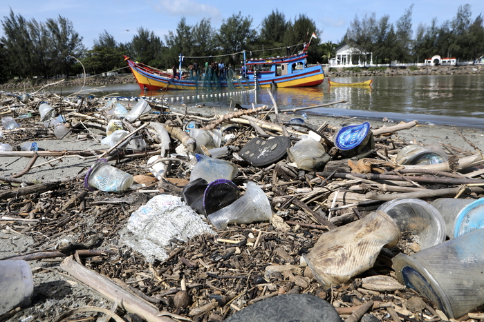 INDONESIA PLASTIC POLLUTION