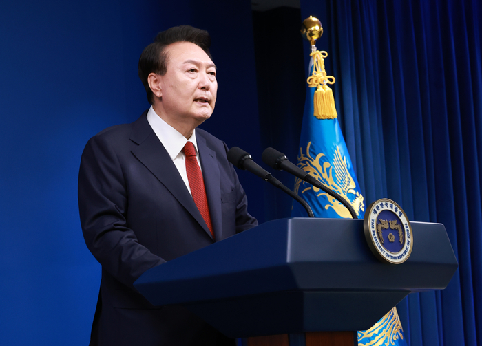 윤석열 대통령, 취임 2주년 기자회견 답변