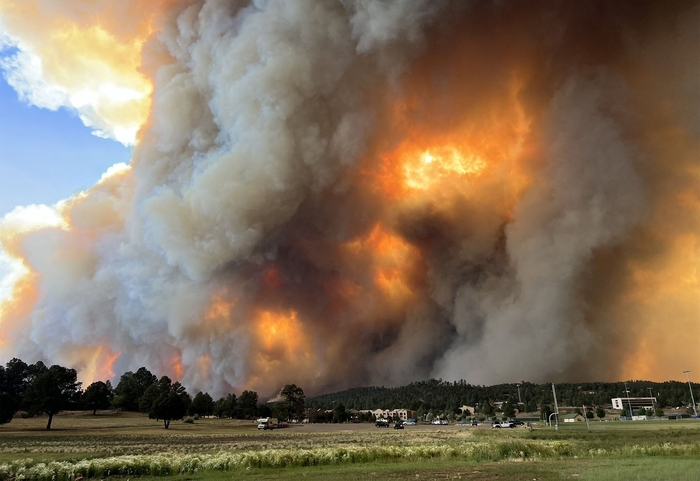 US-WEATHER-HEAT-FIRE