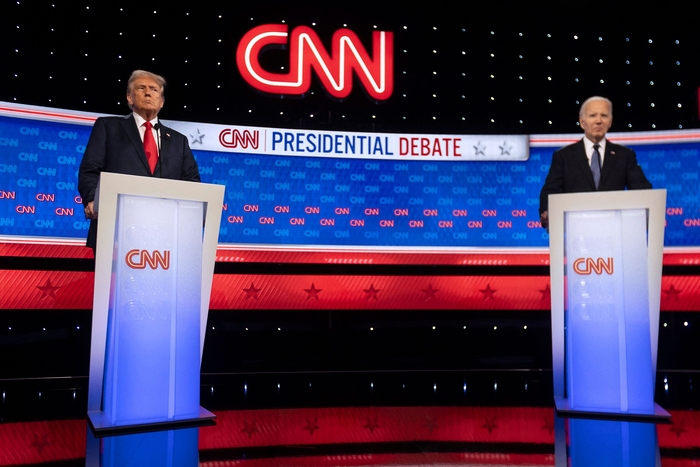 TOPSHOT-US-VOTE-POLITICS-DEBATE-BIDEN-TRUMP