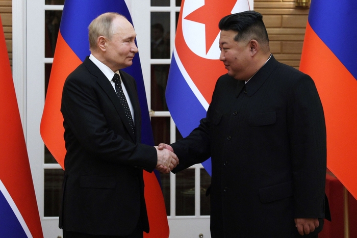 TOPSHOT-NKOREA-RUSSIA-DIPLOMACY