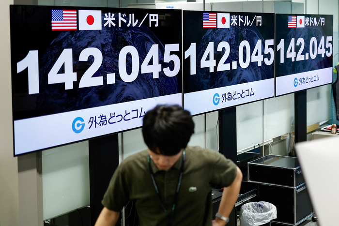 JAPAN-YEN/