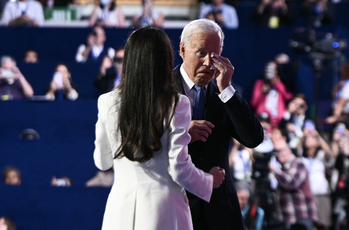 TOPSHOT-US-VOTE-POLITICS-DEMOCRATIC-CONVENTION