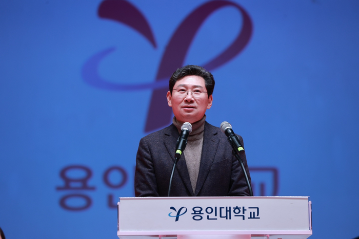 이상일