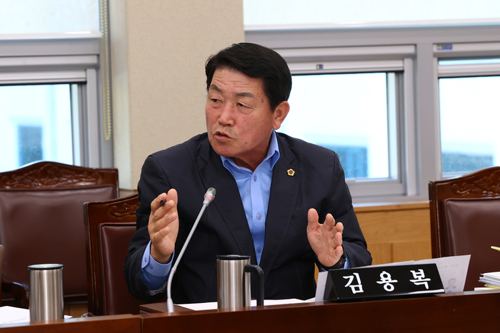 김용복 도의원