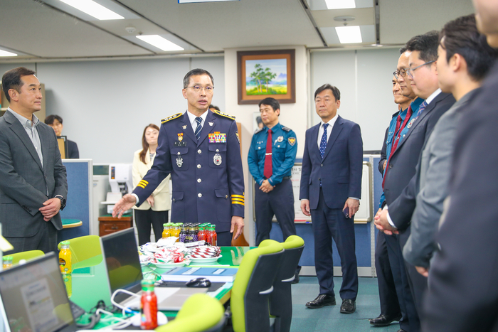 부산경찰청은 부산 지역 모든 경찰관서별로 '선거사범 수사상황실'을 설치하고 수사전담팀을 가동한다고 9일 밝혔다./부산경찰청.