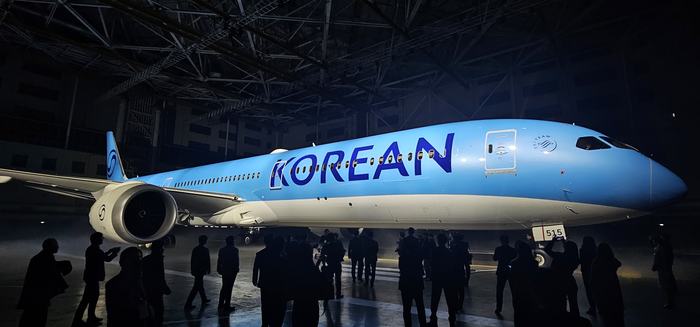 대한항공이 신규 기업 이미지(CI)를 적용한 787-10 여객기. 사진=박규빈 기자