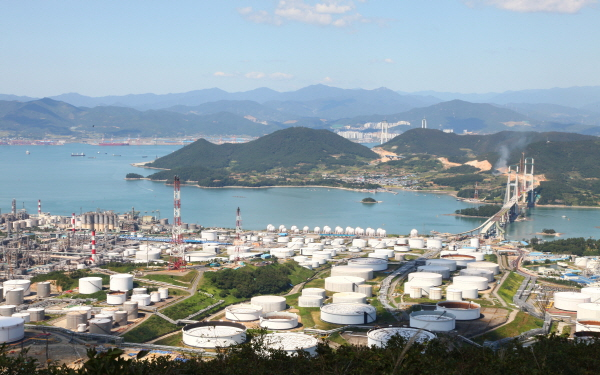 여수국가산단 전경