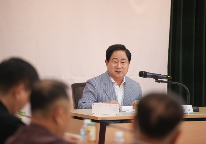 주광덕 남양주시장 9일 2025년 노사민정협의회 회의 주재