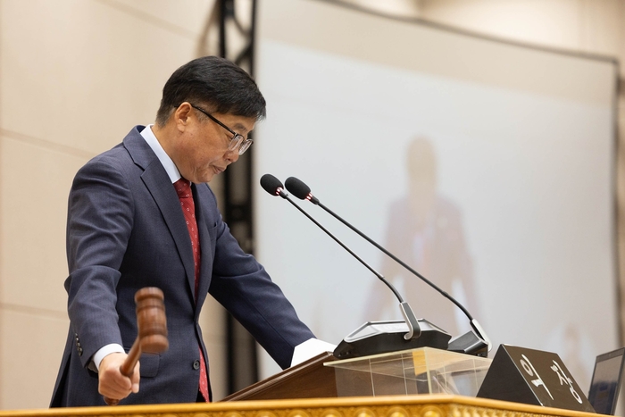 윤창철 양주시의회 의장 13일 제377회 임시회 제1차 본회의 개회 선포