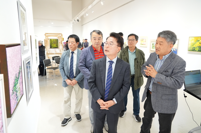 봄내미술인전