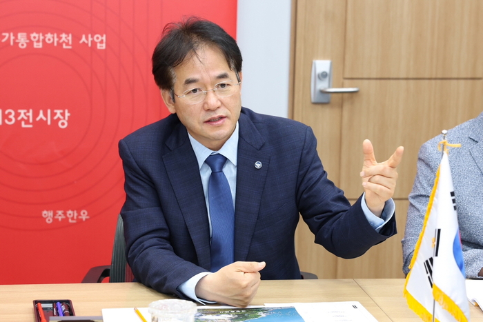이동환 고양특례시장 28일 캄보디아 대표단에 고양시 공공공간 조성 방향 설명