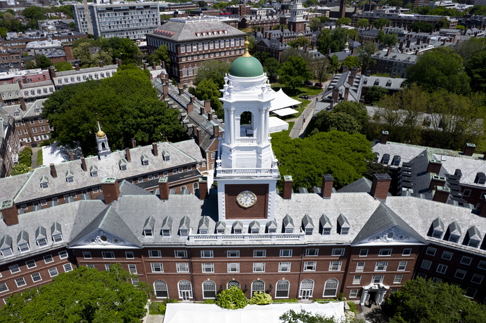 USA HARVARD UNIVERSITY CONTRACTS