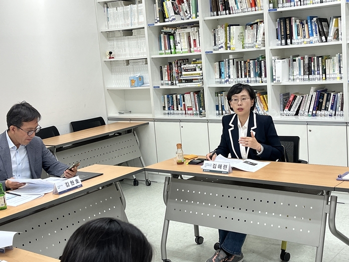 김해련 고양특례시의회 의원 5월27일 '국립현대미술관 고양관 건립 유치 기본구상' 연구심의평가위원회 참석