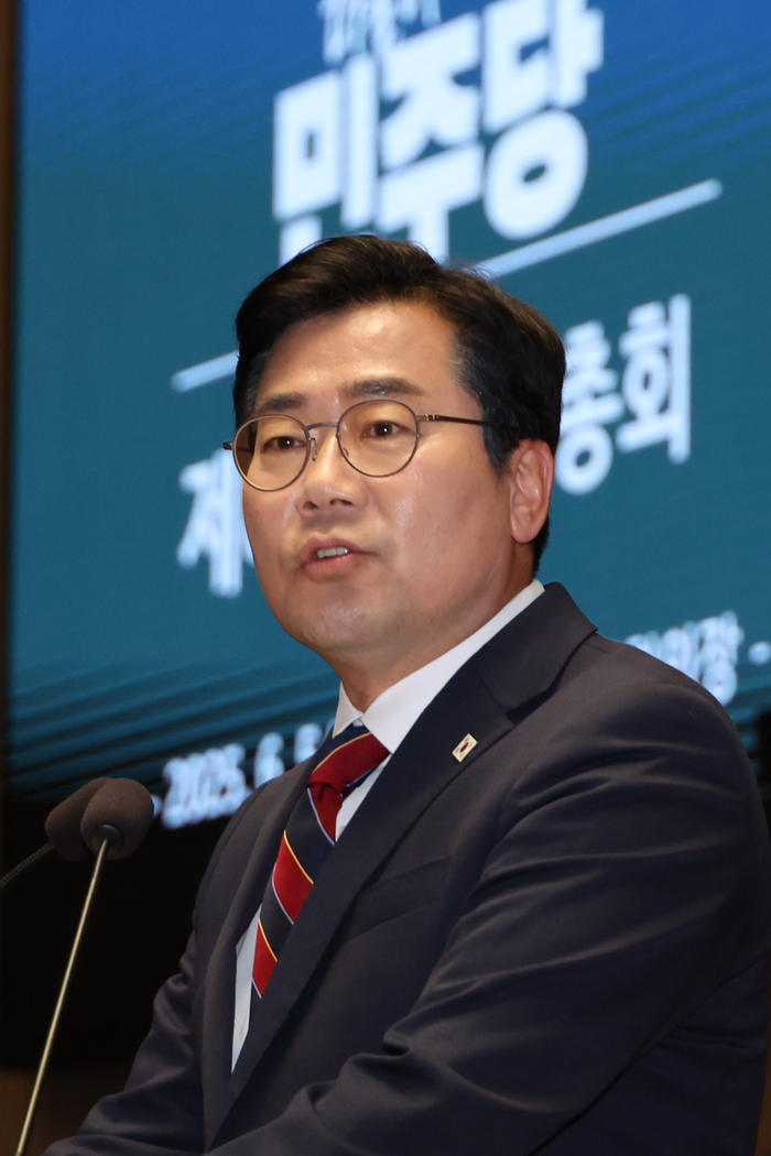 발언하는 박찬대 원내대표