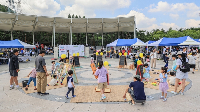 과천시 '2024년 우리동네 문원동 꼬꼬무 문화축제' 현장