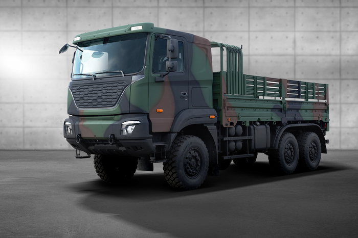 기아 중형표준차(KMTV, Kia Medium Tactical Vehicle) 5톤 모델 .
