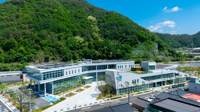 정선군립도서관