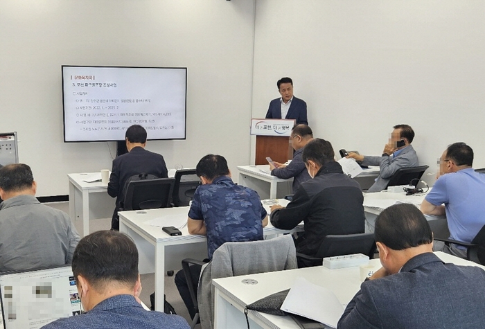 이윤행 포천시 문화복지국장 10일 시정 정례브리핑 발표