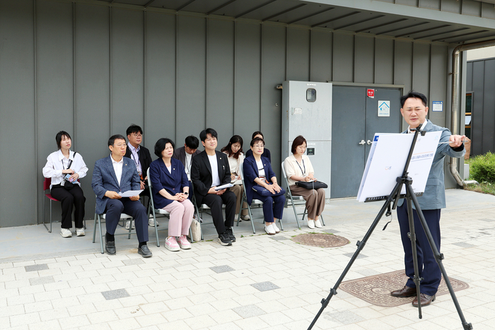 시흥시의회 교육복지위원회 10일 동물누리보호센터 방문