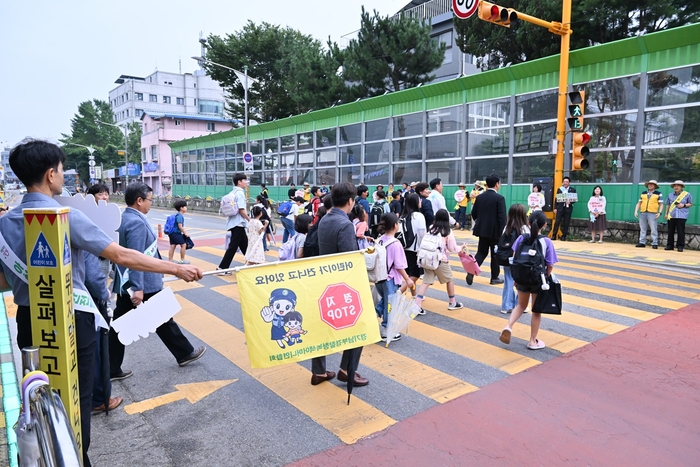 양평군 교통안전 캠페인 현장