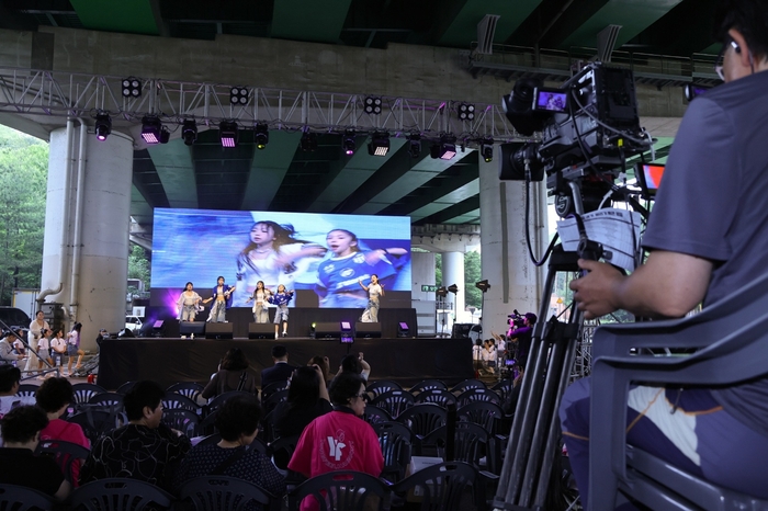 의왕시 21일 '2025년 경기살리기 통큰세일' 개막식 개최