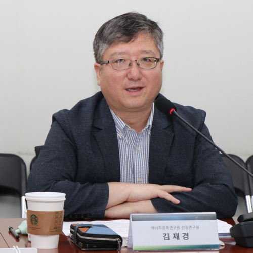 김재경 에너지경제연구원 선임연구위원이 '제3회 양수발전 국회 세미나'에 토론에 참석, 발언하고 있다. 사진= 유병욱 기자