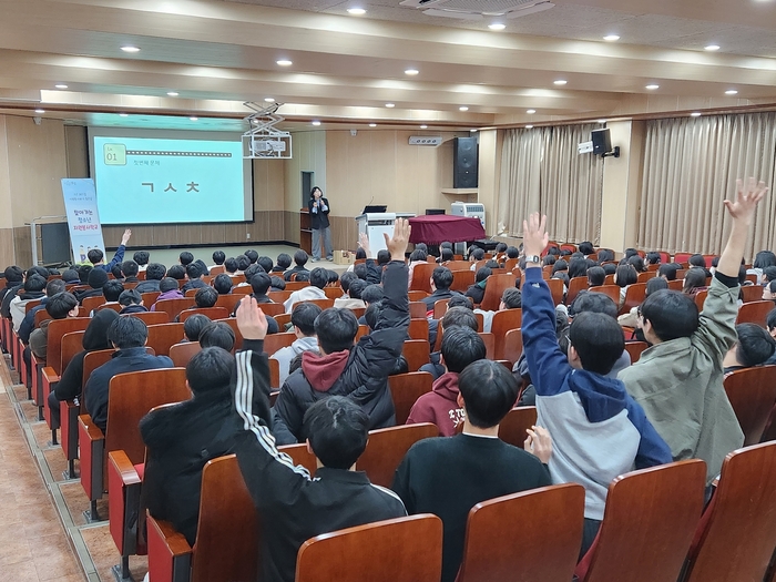 보성군, 관내 10개교서'찾아가는 청소년 자원봉사 학교' 운영
