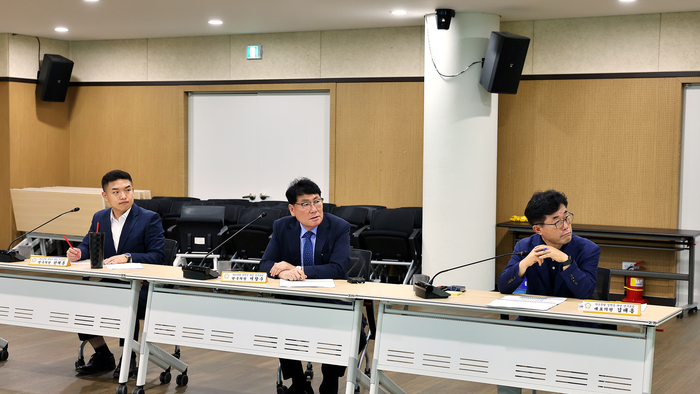 의왕시의회 '탄소중립 실천을 위한 연구모임' 27일 '의왕시 온실가스 발생 현황 및 플라스틱 규제 동향 연구용역' 착수보고회 개최