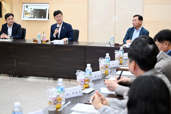 이민근 안산시장 1일 안산시-고려대-KT AX정책협의체 운영 업무협약 주재