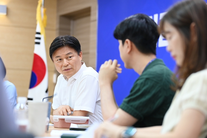 조용익 부천시장 10일 실무자들과 점심 함께하며 시정 방향 논의