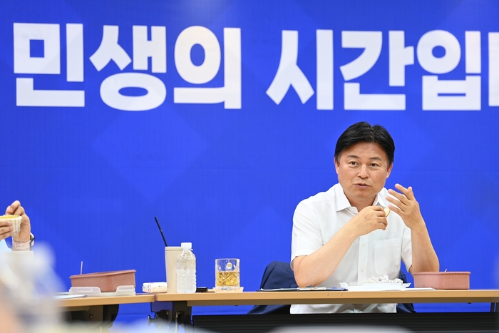 조용익 부천시장 10일 실무자들과 점심 함께하며 시정 방향 논의