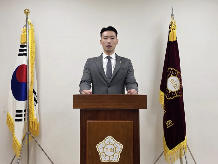 박상현 군포시의회 의원 18일 민생회복 소비쿠폰 관련 정부 정책 규탄 성명 발표