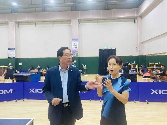 최종오 익산시의원, '다독다독 모현체육관' 찾아 시민들 의견 청취