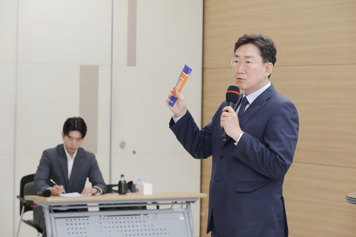 '원주 교육, 새로운 강수를 두다!'를 주제로 정책 톡톡 콘서트