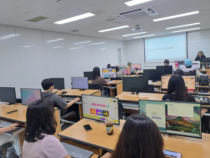 김포시청년지원센터 캔바 활용 편집디자인 수업