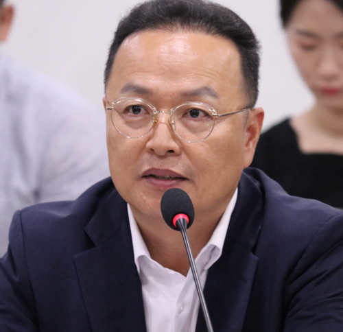 양홍석 국무조정실 새만금사업추진지원단 부단장이 '새만금 조력발전의 정책 공감대 형성 및 당위성 확산을 위한 국회세미나' 토론에 참석, 발언하