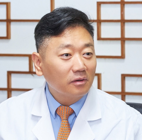 조성훈 교수