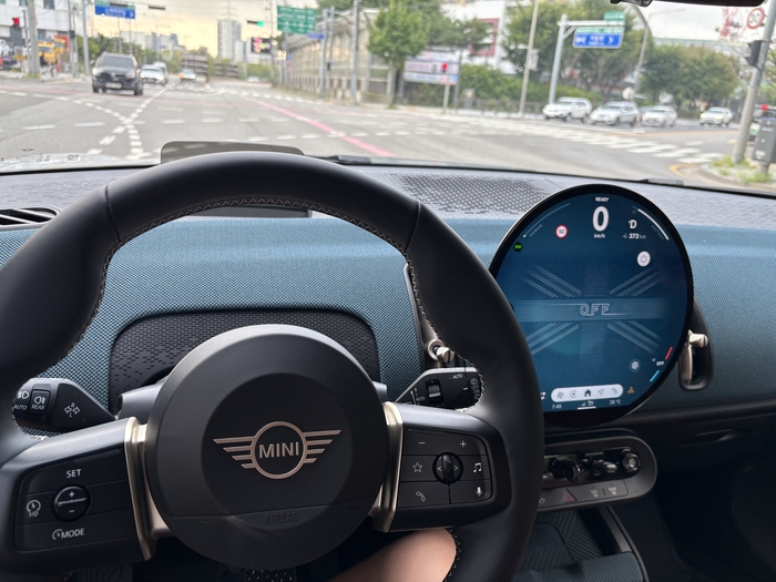 올-일렉트릭 MINI 컨트리맨. 사진=이찬우 기자