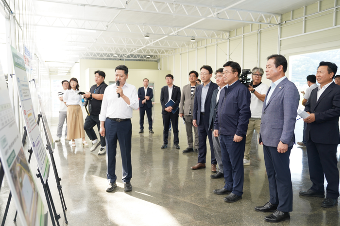 윤호중 행자부 장관 홍천군 방문
