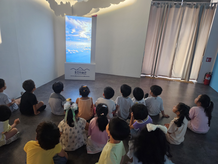 여름 기획전 '뭉게뭉게'展