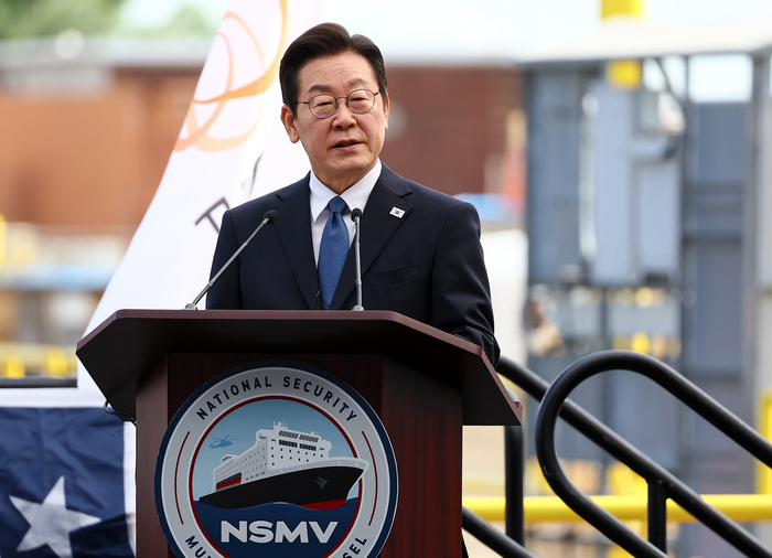 이재명 대통령, 한화 필리조선소 선박 명명식 축사